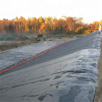 매끄러운 얼굴 1.5mm 1500 미크론 검은 녹색 HDPE 지오 림프 필름