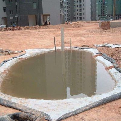 전통적인 디자인 나트륨 벤토나이트 지합성 점토 라이너 GCL HDPE 지오 엠브레인 1m-6m 너비