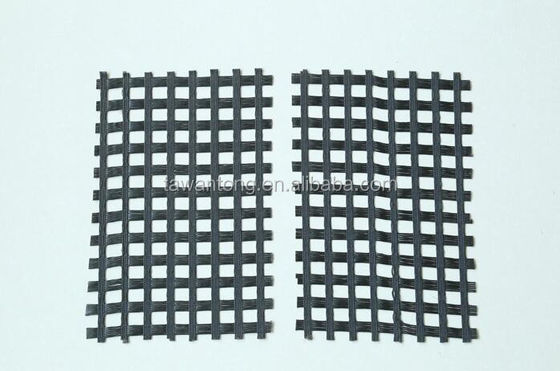 25mm*25mm 전통적인 디자인 토목공학 PET 메쉬 지오 그리드 장벽 지오 그리드 지상 그리드