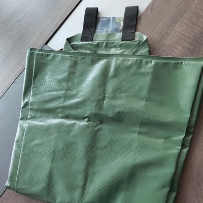 느린 방출 가시 관개 및 25 갤런 용량을위한 플라스틱 나무 물 담낭
