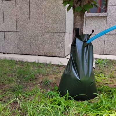 250-3500g PE 나무 수분 봉지 나무를 위한 느린 방출 수분 시스템 4팩 20 갤런