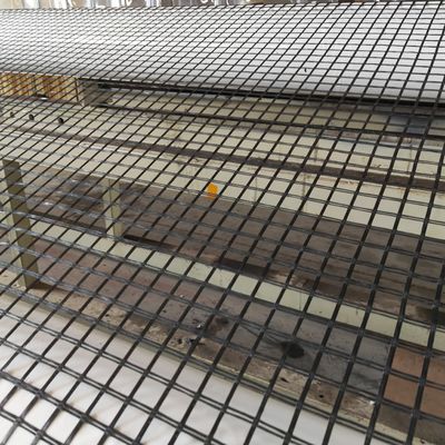 폴리에스터 양축 지오그리드 CE/ISO9001 인증 Mesh 크기 25mm*25mm의 선도